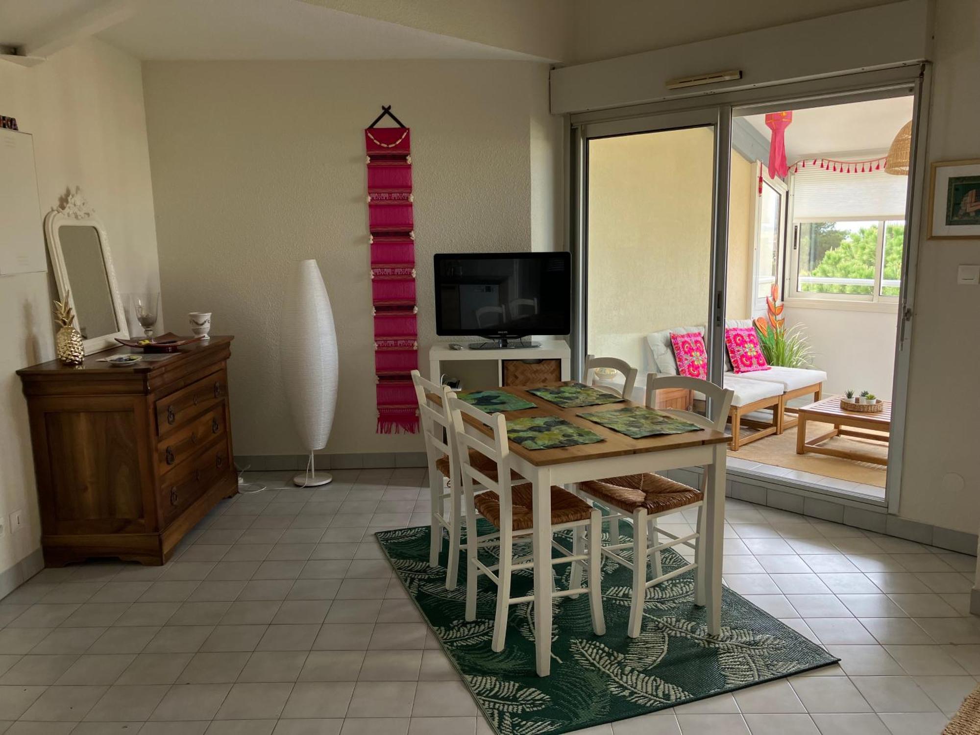 Apartment Et Tennis A La Corniche Sete